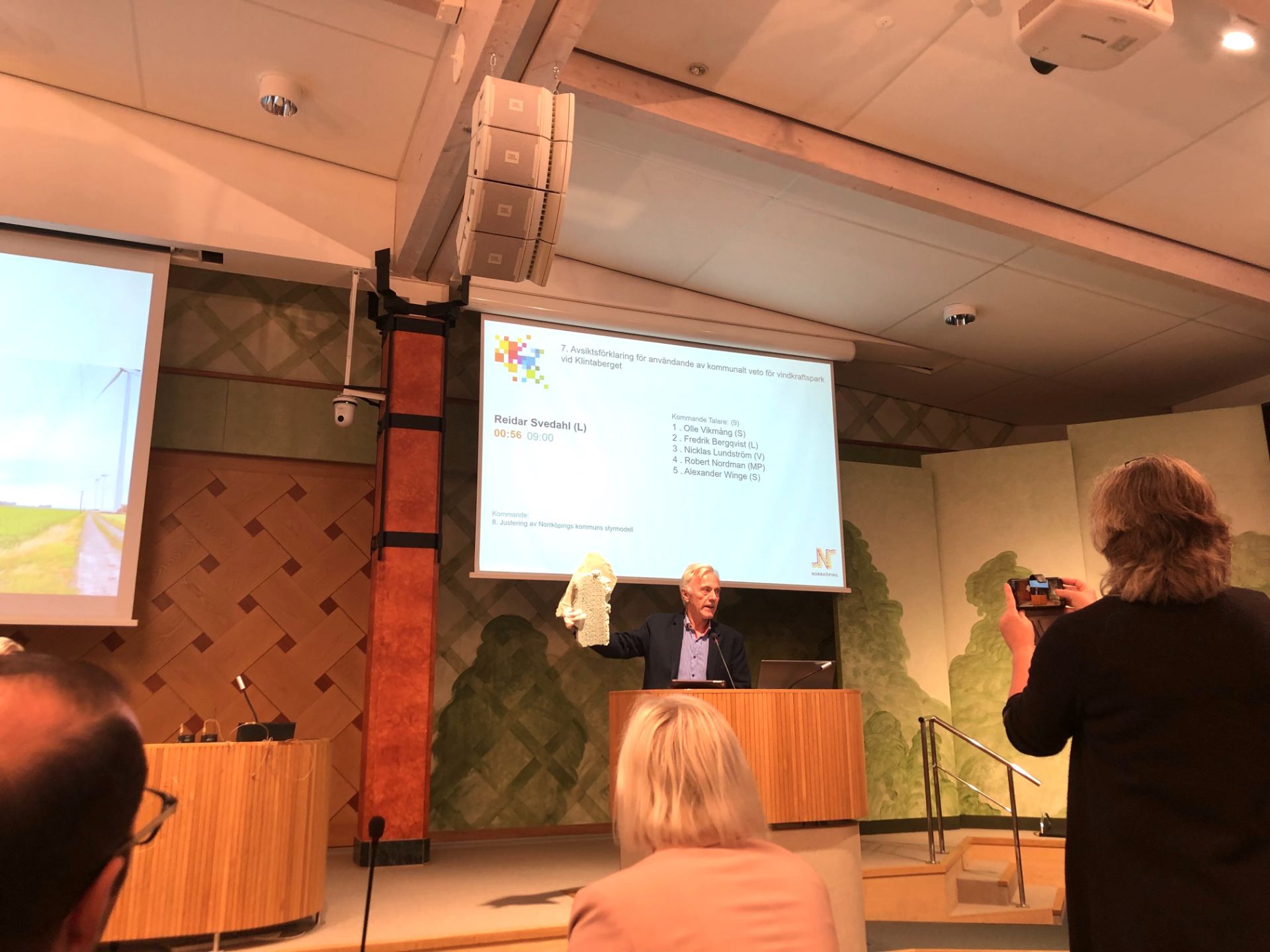 Presentation om vindkraft i kommunfullmäktige 28 november 2022 av Reidar Svedahl, kommunalråd på Norrköpings kommun, vid avsiktsförklaring för användande av kommunalt veto för vindkraftsindustri vid Klintaberget.