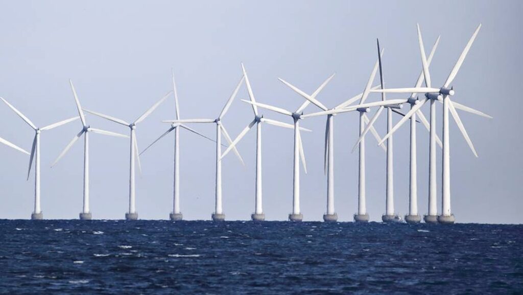 Danska Naturvårdsverket undersöker nu om farliga ämnen släpps ut i havet från vindkraftverkens rotorblad. Ekstrabladet, arkivfoto © Jens Dresling.